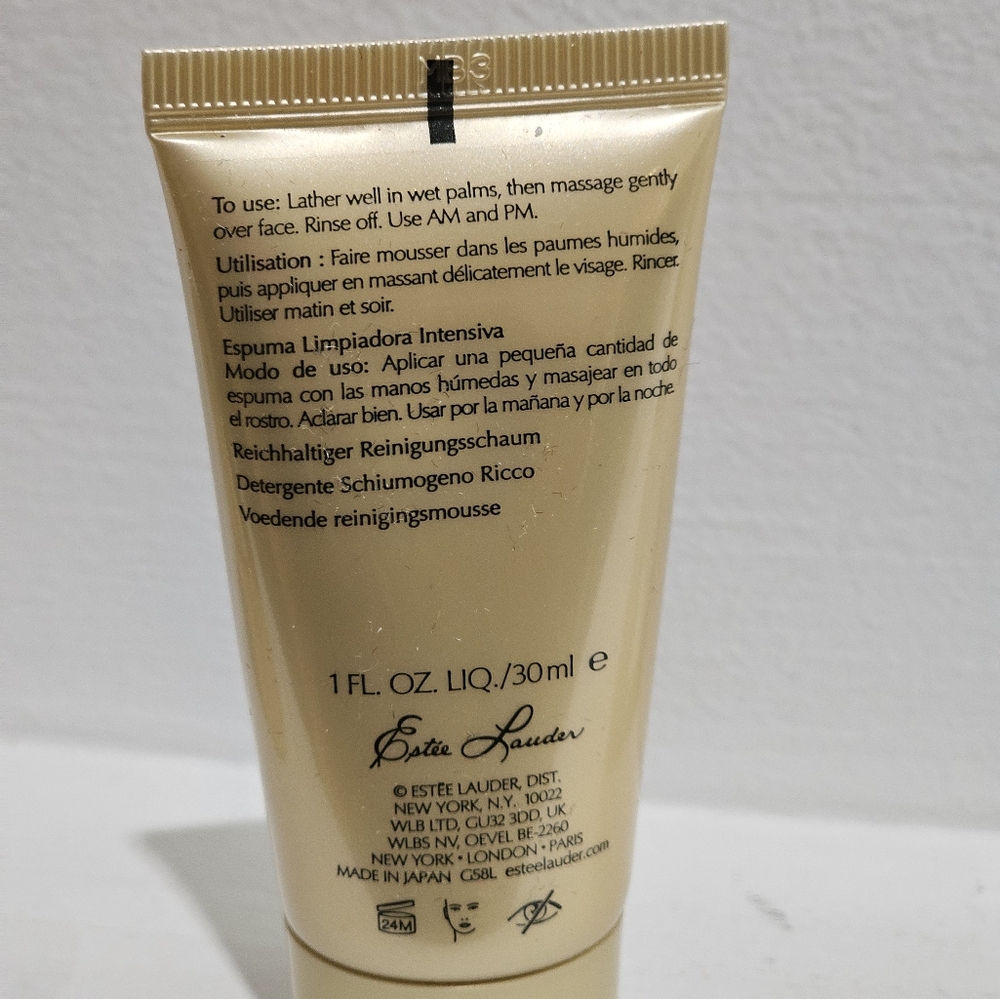 ESTEE LAUDER RE-NUTRIV 3PC BUNDLE - Picture 3 of 4